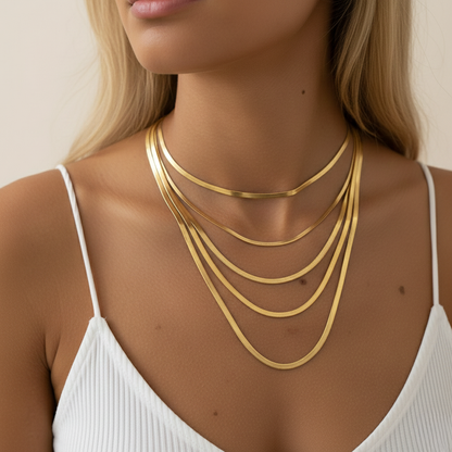 Aurelis Damen Halskette flache Schlangenkette Goldfarbe Herringbone Snake Chain variabel