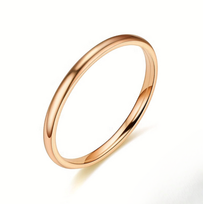 Aurelis Schmaler 2mm Edelstahl-Ring Goldfarben Minimalistisch Stacking-Design Wasserfest Damen
