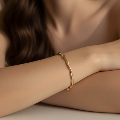 Aurelis Damen Armreif Gedreht Minimalistisch Twist Armspange Offen Verstellbar Goldfarbe