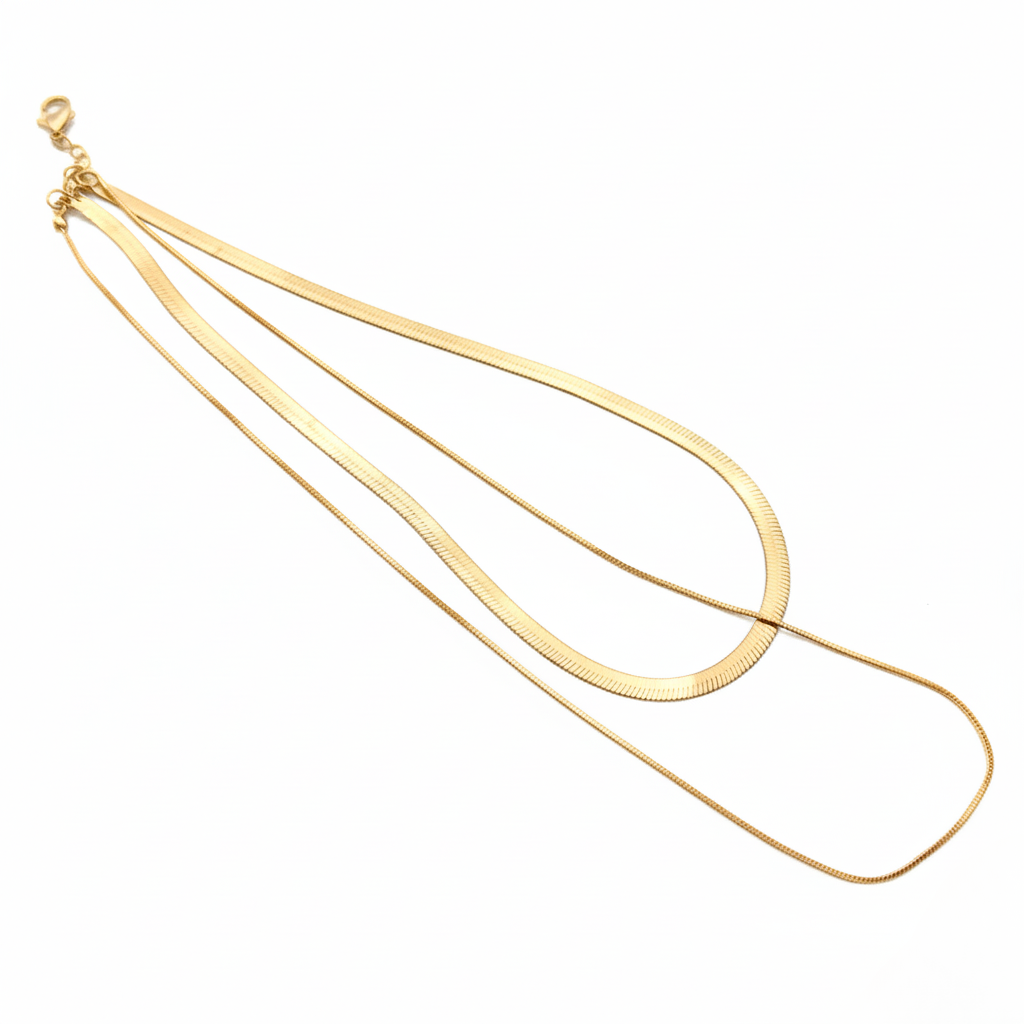 Aurelis Damen Halskette zweireihig Goldfarbe Schlangenkette & feine Gliederkette Layering