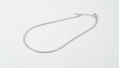 Mia | Edle Schlangenkette Goldfarben Silberfarben Halskette Damen Minimalistisch