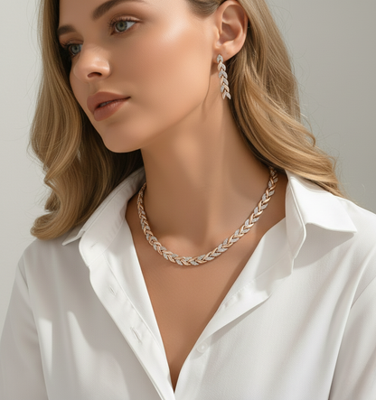 Aurelis Schmuckset Halskette & Armband Blatt-Design mit Strass Besatz Damen Set