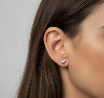 Aurelis Damen Herz Ohrstecker Goldfarbe Minimalistische Ohrringe Klein & Dezent