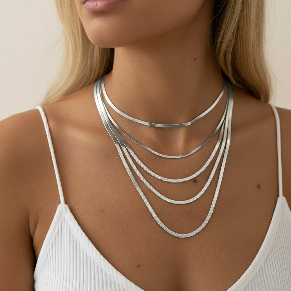 Aurelis Damen Halskette flache Schlangenkette Goldfarbe Herringbone Snake Chain variabel