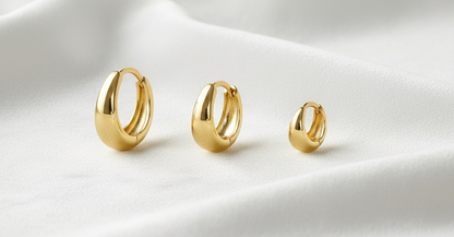 Aurelis Goldfarbe Creolen Set 3 Paar bauchige Chunky Hoops verschiedene Größen Damen