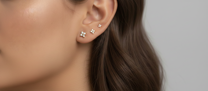 Aurelis Damen Ohrstecker Goldfarbe 4 Kristalle Edel & Zierlich Luxury Look Ear-Stacking