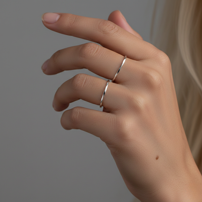 Aurelis Minimalistischer Twist Ring Gedreht in Silberfarbe Verstellbar Offen für Damen