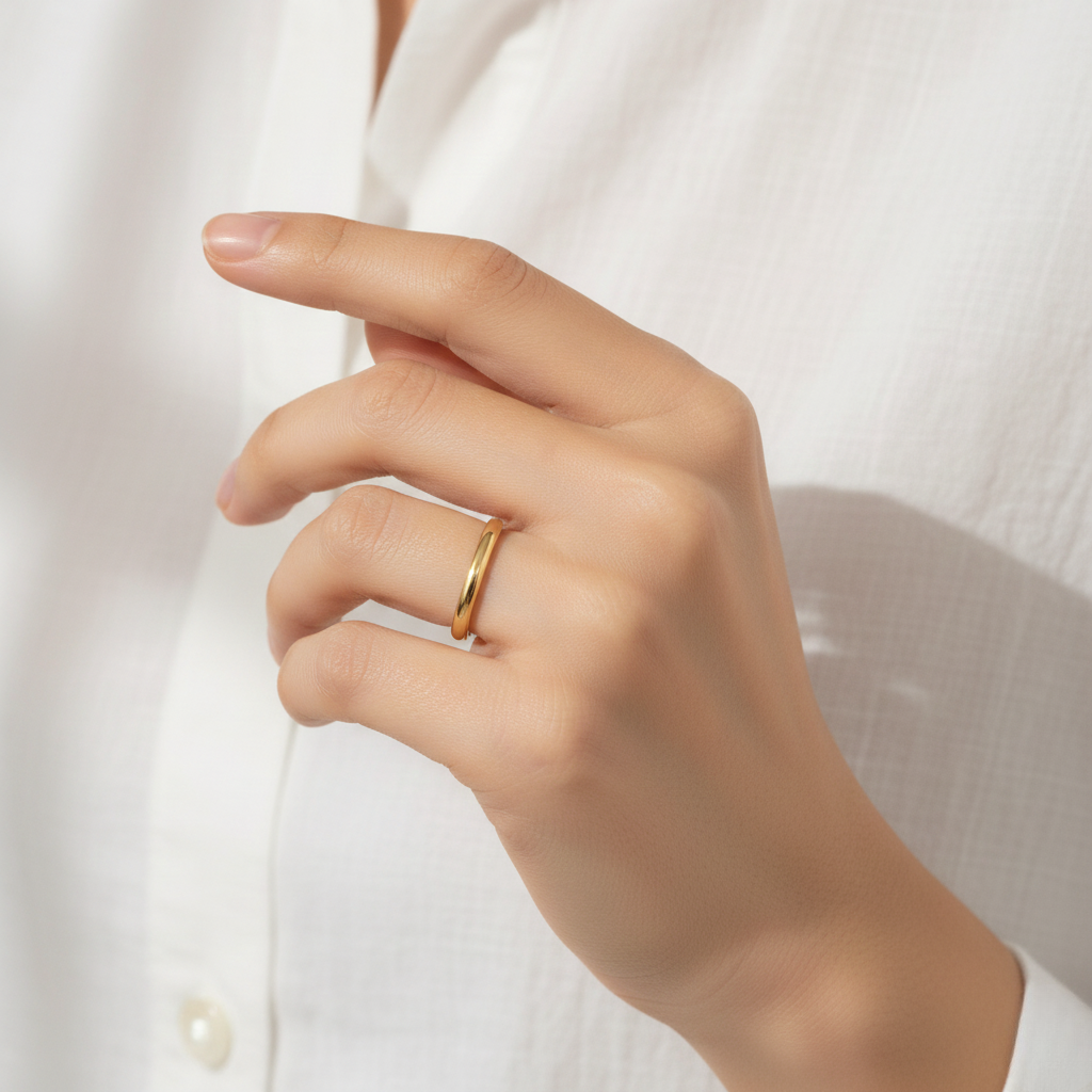 Aurelis Schmaler 2mm Edelstahl-Ring Goldfarben Minimalistisch Stacking-Design Wasserfest Damen