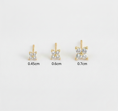 Aurelis Damen Ohrstecker Goldfarbe 4 Kristalle Edel & Zierlich Luxury Look Ear-Stacking