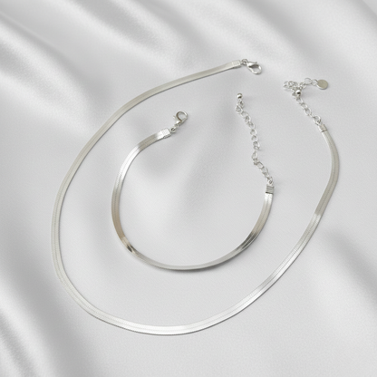 Aurelis Herringbone Schmuckset Goldfarbe Flache Schlangenkette & Armband Damen Minimalistisches Design